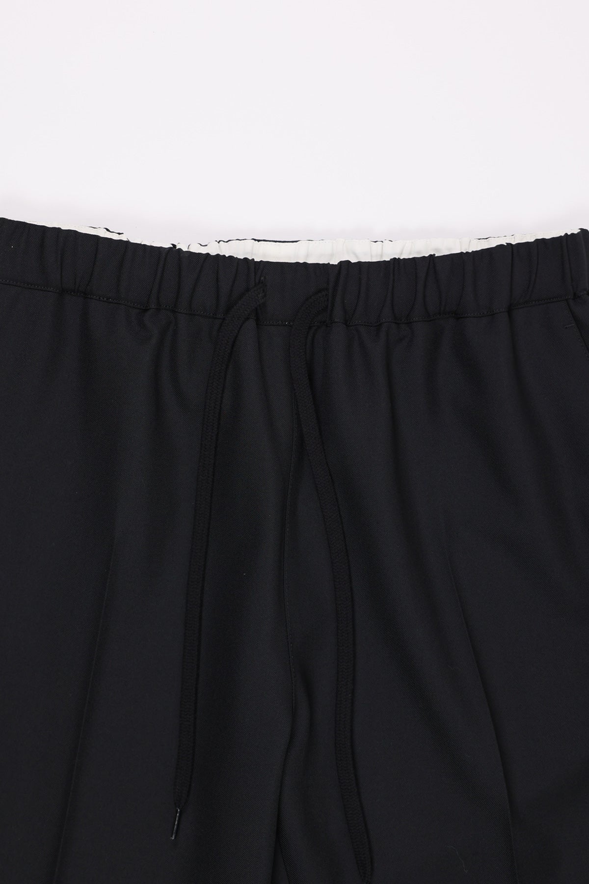 MM6 Maison Margiela Easy Pants | Black | Canoe Club