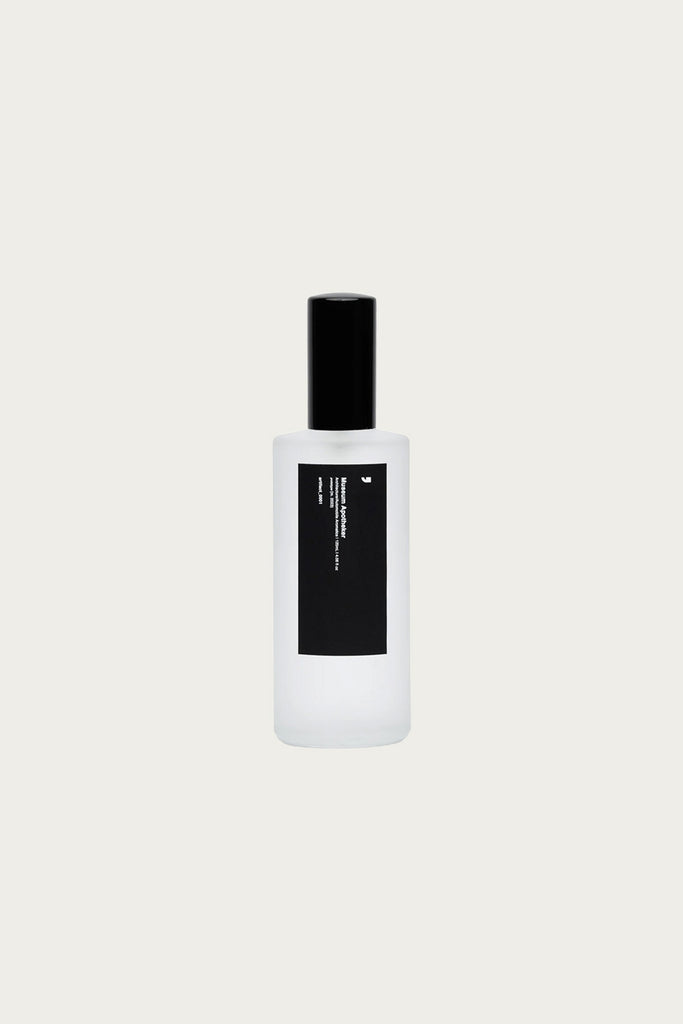 Museum Apotheker - Architecture/Automobile Aromatics - 120mL - Artifact_0001 - Canoe Club