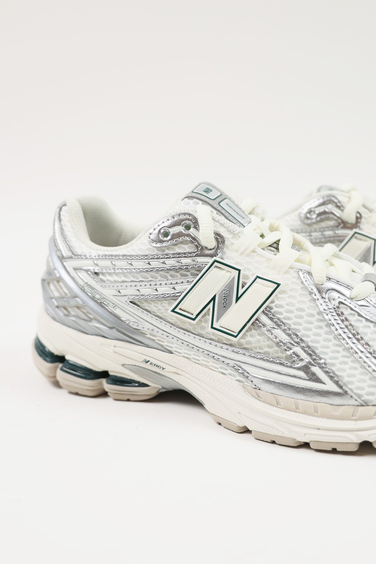 New Balance - 1906R - Grey/White - Canoe Club