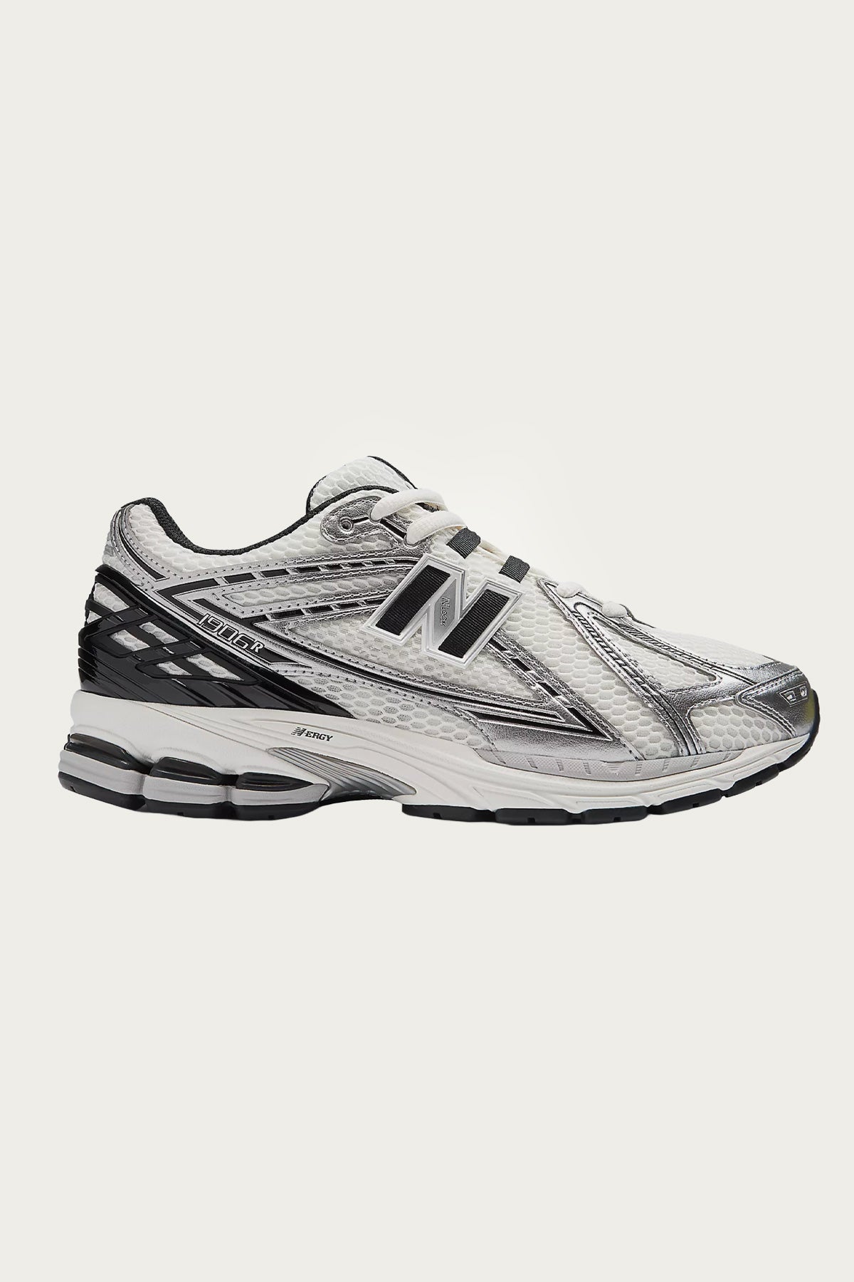New Balance - 1906R - Silver Metallic/Black/Sea Salt - Canoe Club
