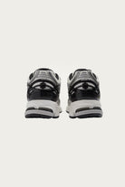 New Balance - 1906R - Silver Metallic/Black/Sea Salt - Canoe Club