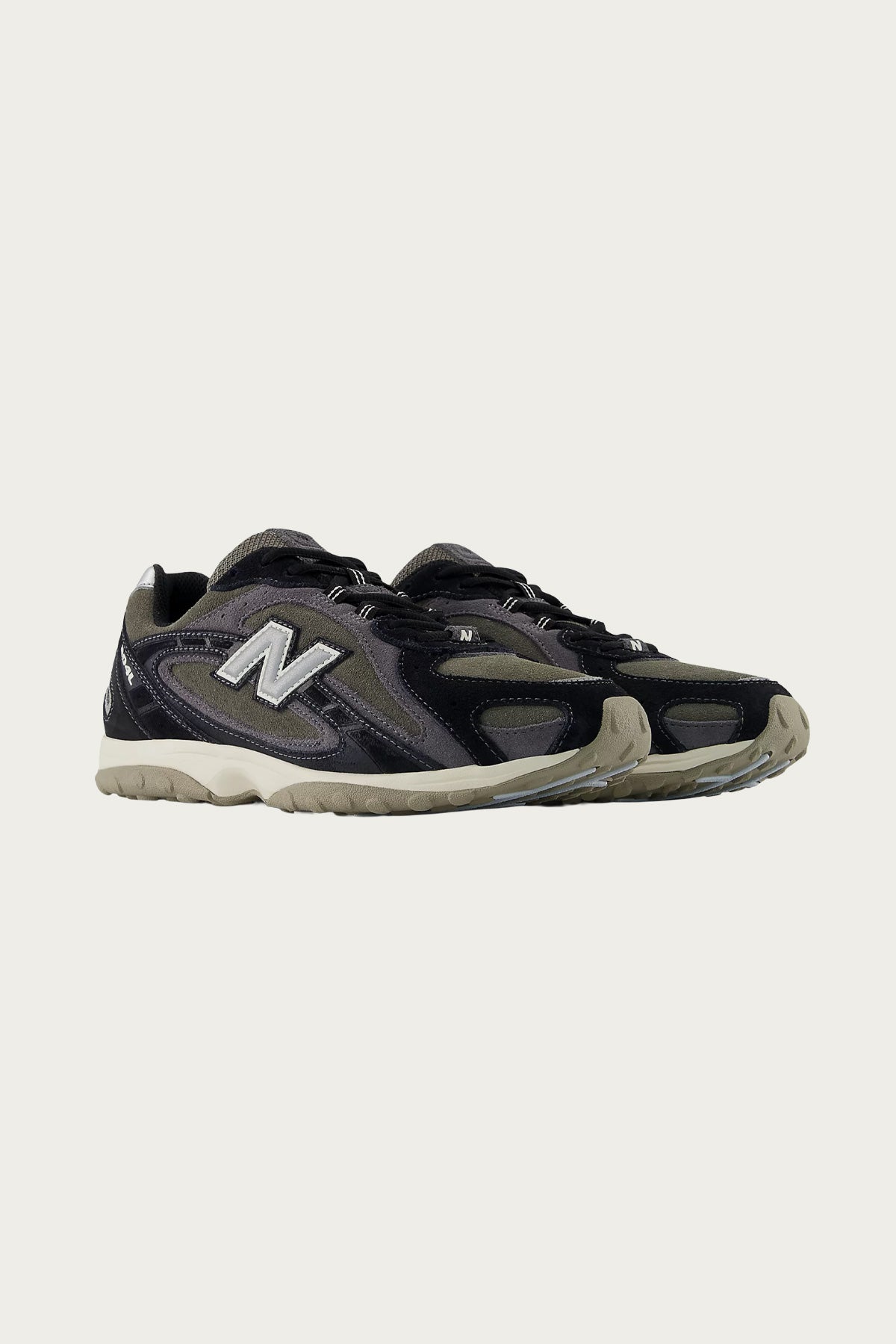 New Balance - 204L - Black/Magnet - Canoe Club