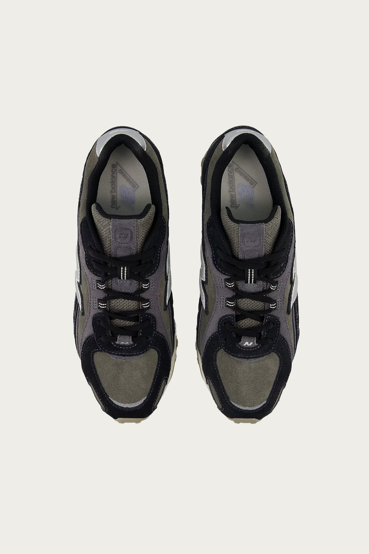 New Balance - 204L - Black/Magnet - Canoe Club