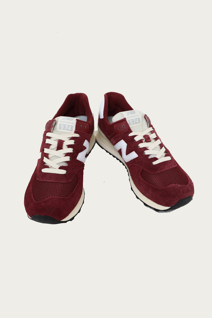 New Balance - 574 - Burgundy Suede - Canoe Club