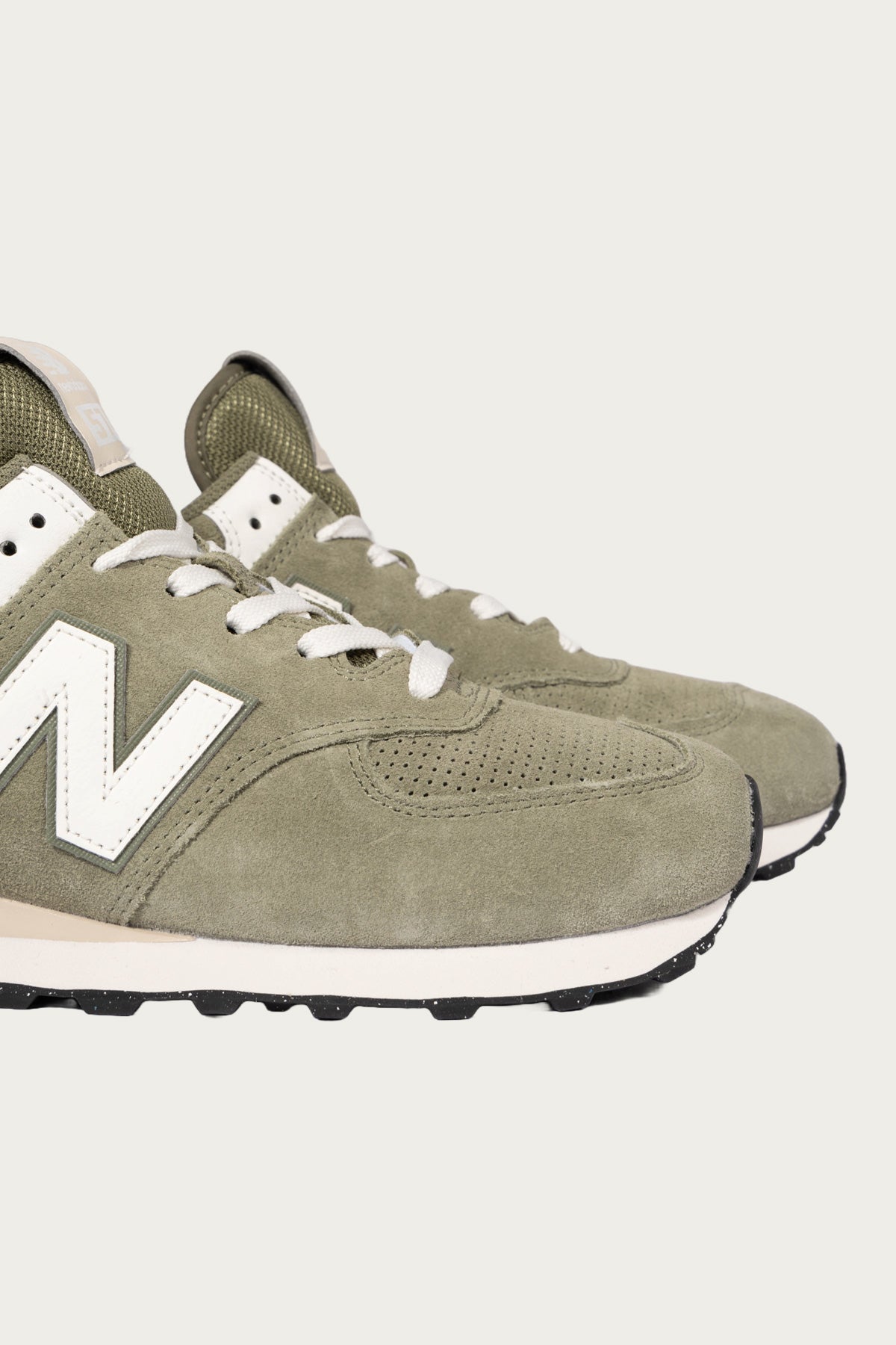 New Balance - 574 - Dark Olivine/Sea Salt - Canoe Club