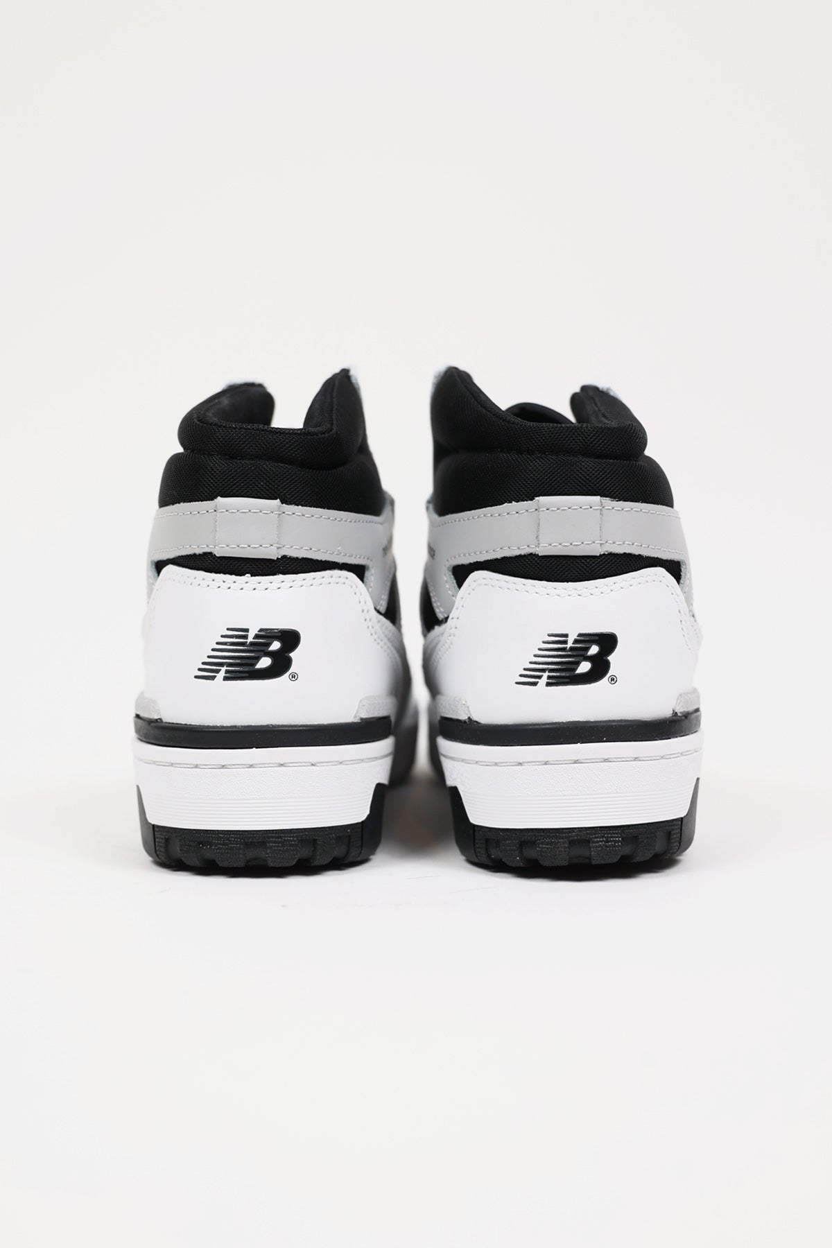 New Balance - 650 - Black/White - Canoe Club