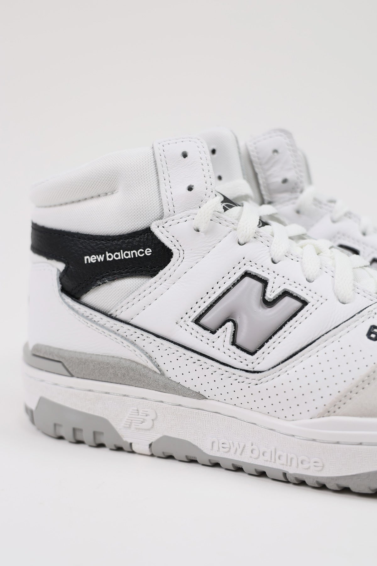 New Balance - 650 - White/Black - Canoe Club