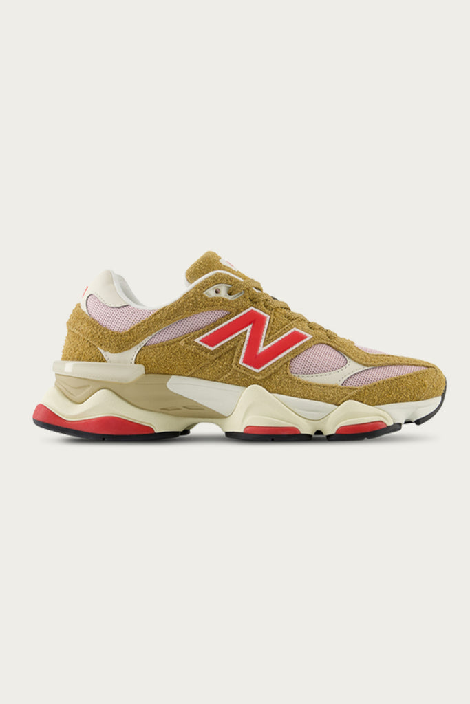 New Balance - 9060 - Beige/Pink - Canoe Club