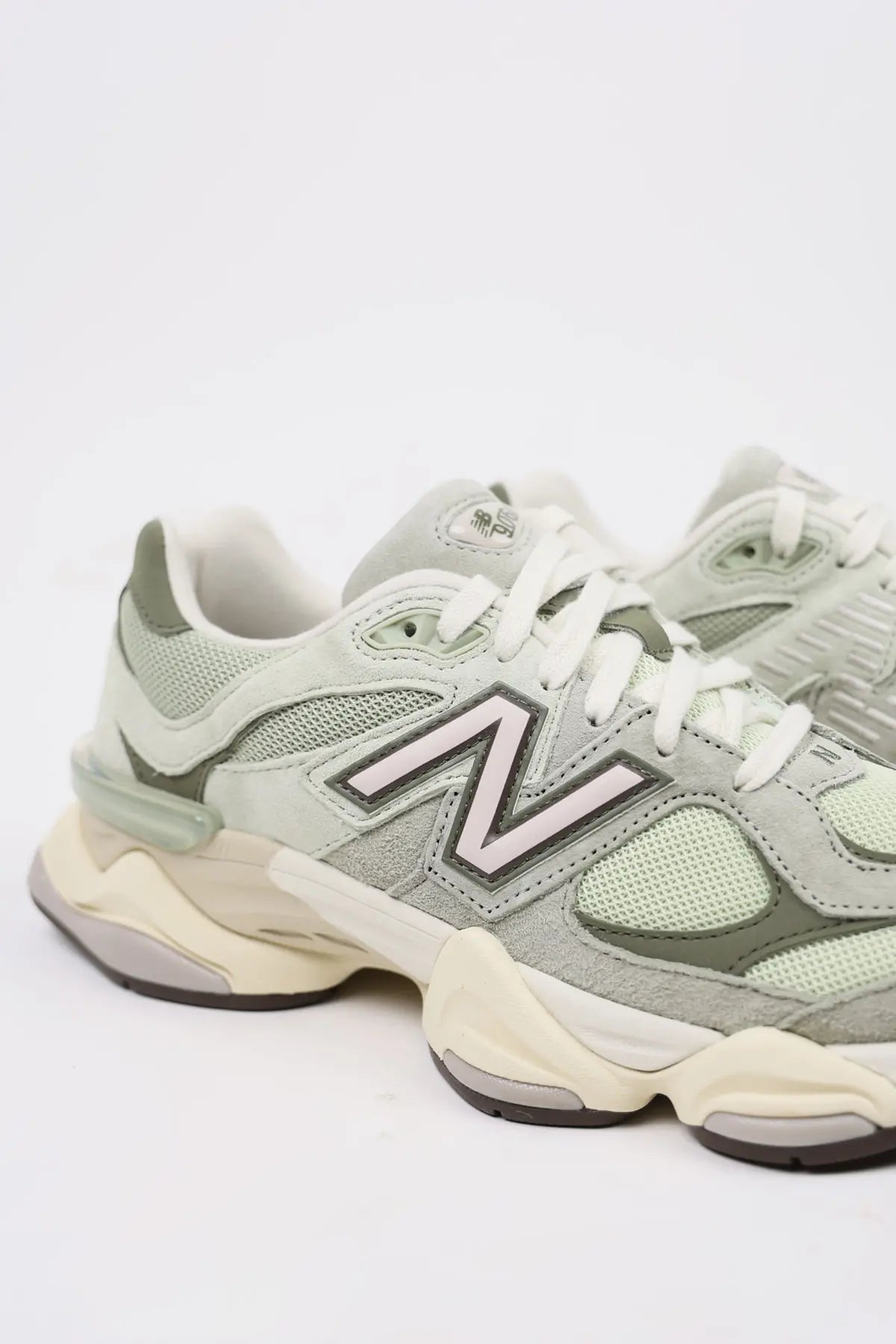 New Balance - 9060 - Green/Green - Canoe Club