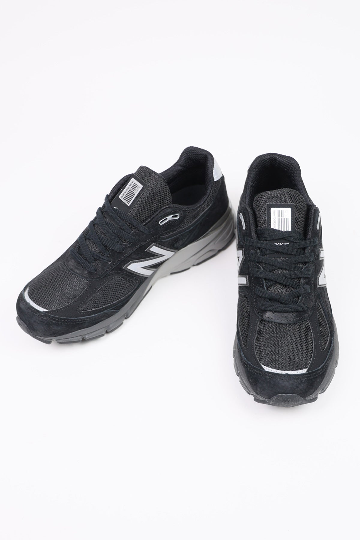 New Balance - 990v4 - Black/Silver - Canoe Club