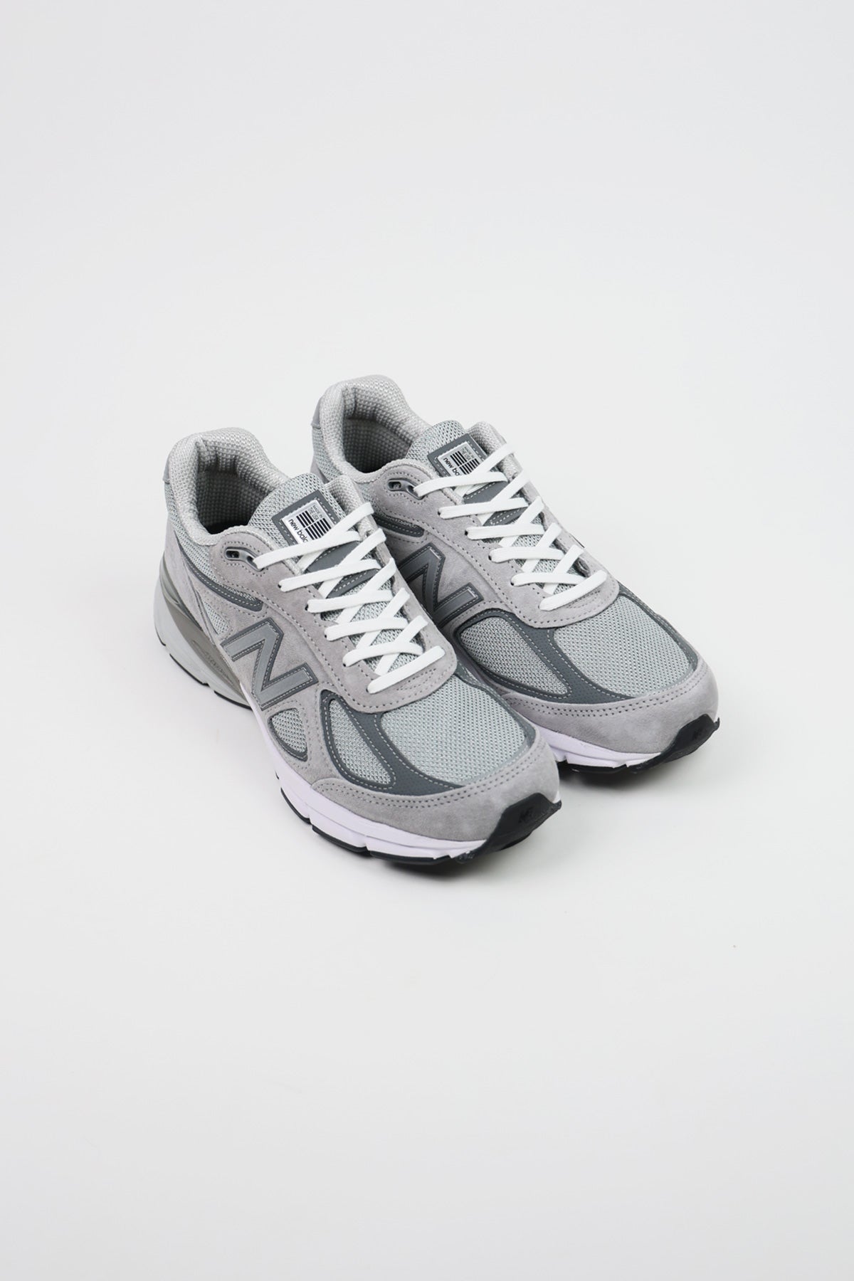 New Balance 990v4 | Grey/White | Canoe Club