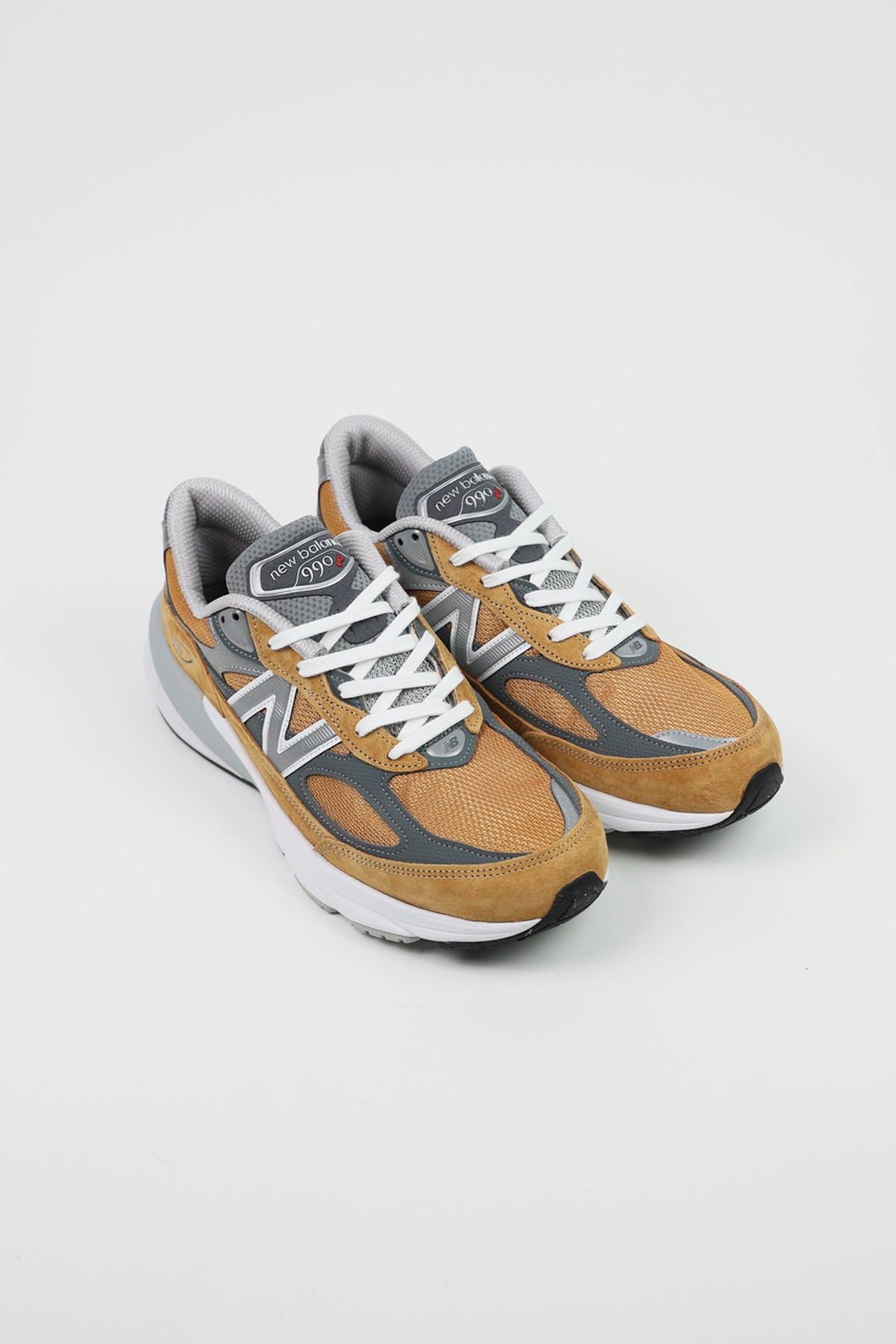 New Balance - 990v6 - Wheat/Silver - Canoe Club
