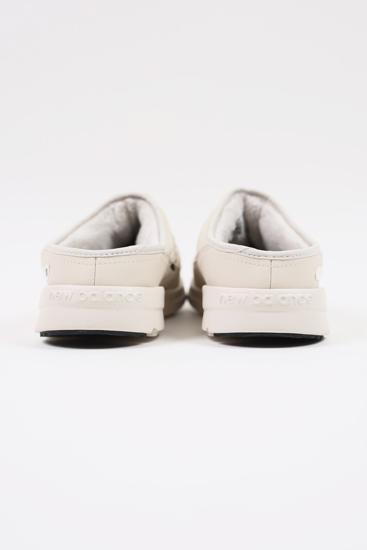 New Balance - Caravan Mule Moc v2 - Cream/Grey - Canoe Club