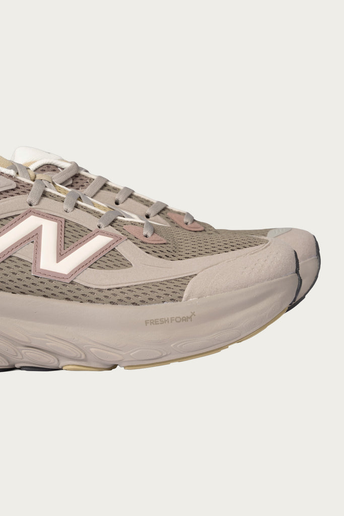 New Balance - FF Trainer - Arid Stone/Earth Shadow - Canoe Club