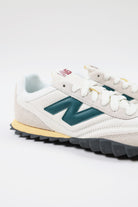 New Balance - RC30 - Beige/Green - Canoe Club