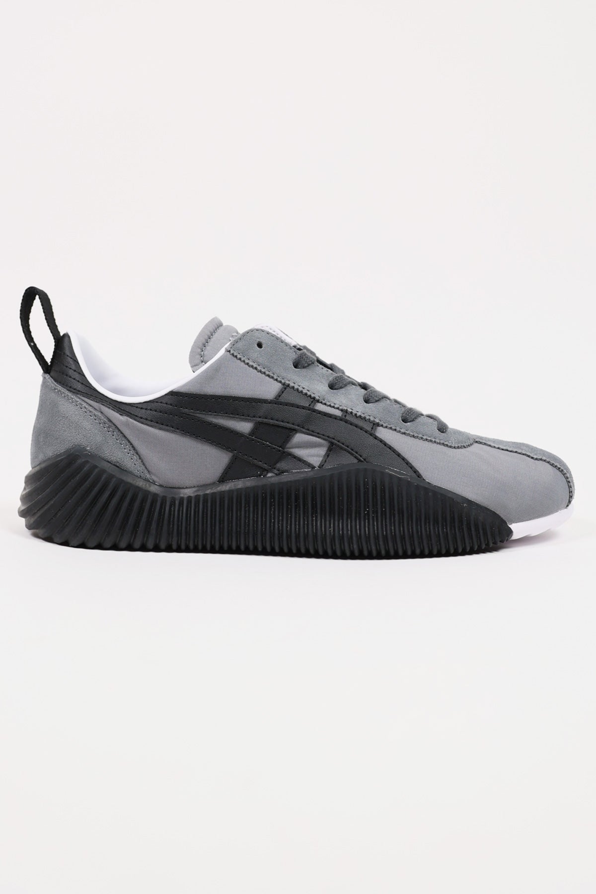 Onitsuka Tiger - Acromount - Sheetrock/Black - Canoe Club