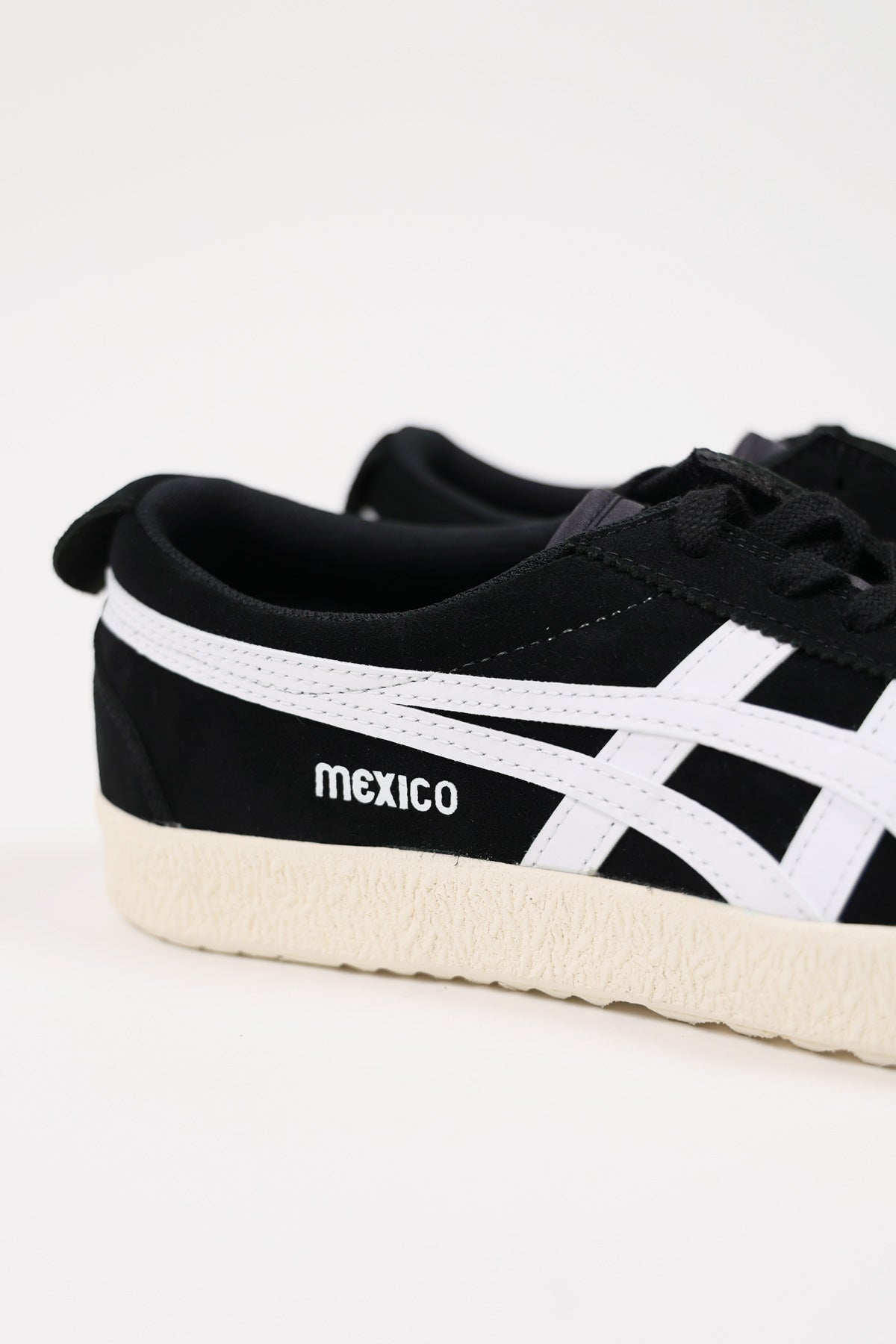 Onitsuka Tiger - Mexico Delegation - Black/White - Canoe Club
