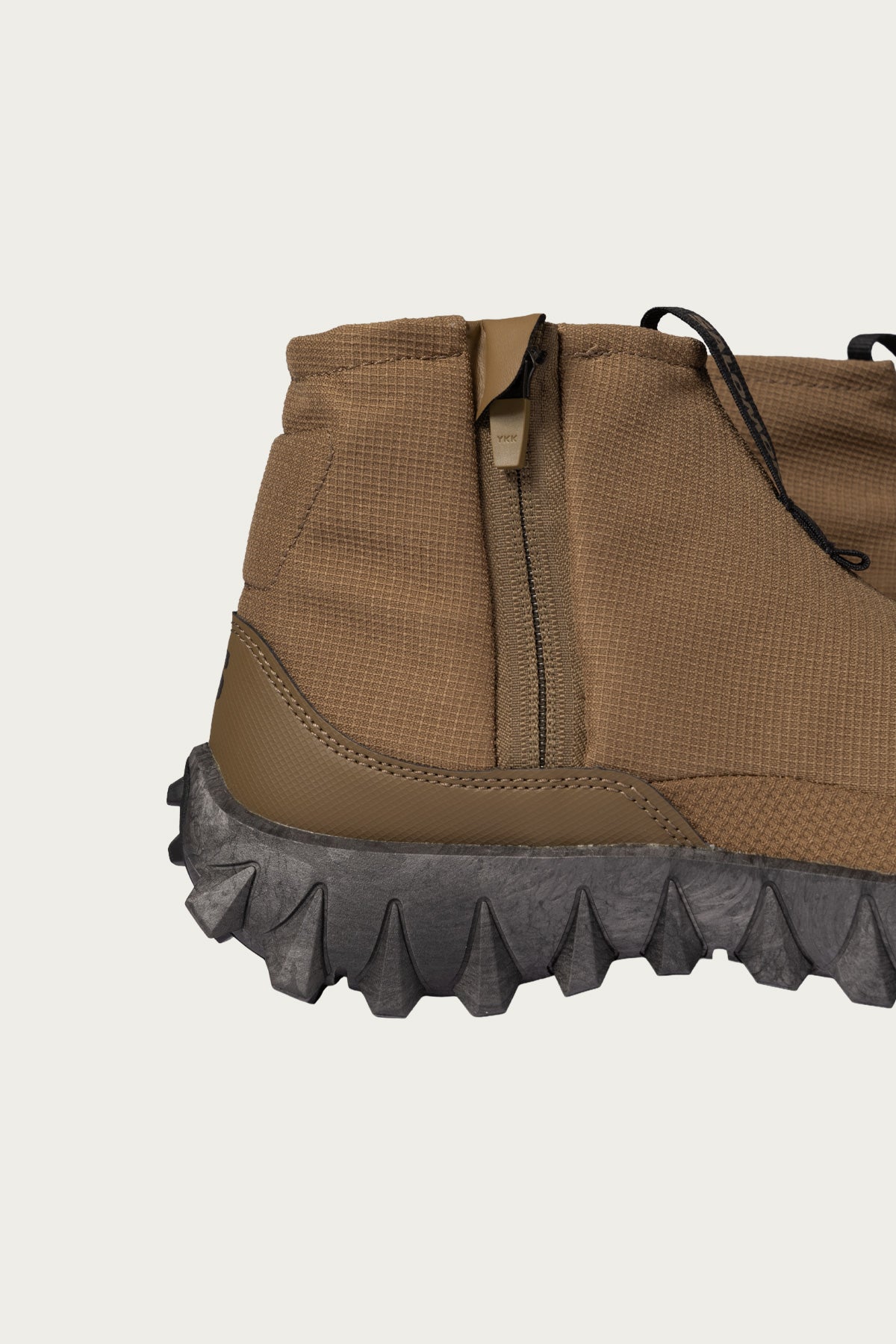 Salomon Advanced Snowclog Mid | Black/Coyote Brown/Black | Canoe Club