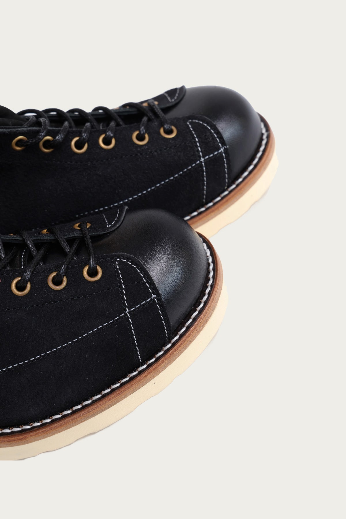 The Real McCoys - Ten Mile Work Boots / Rough Out Leather - Black - Canoe Club