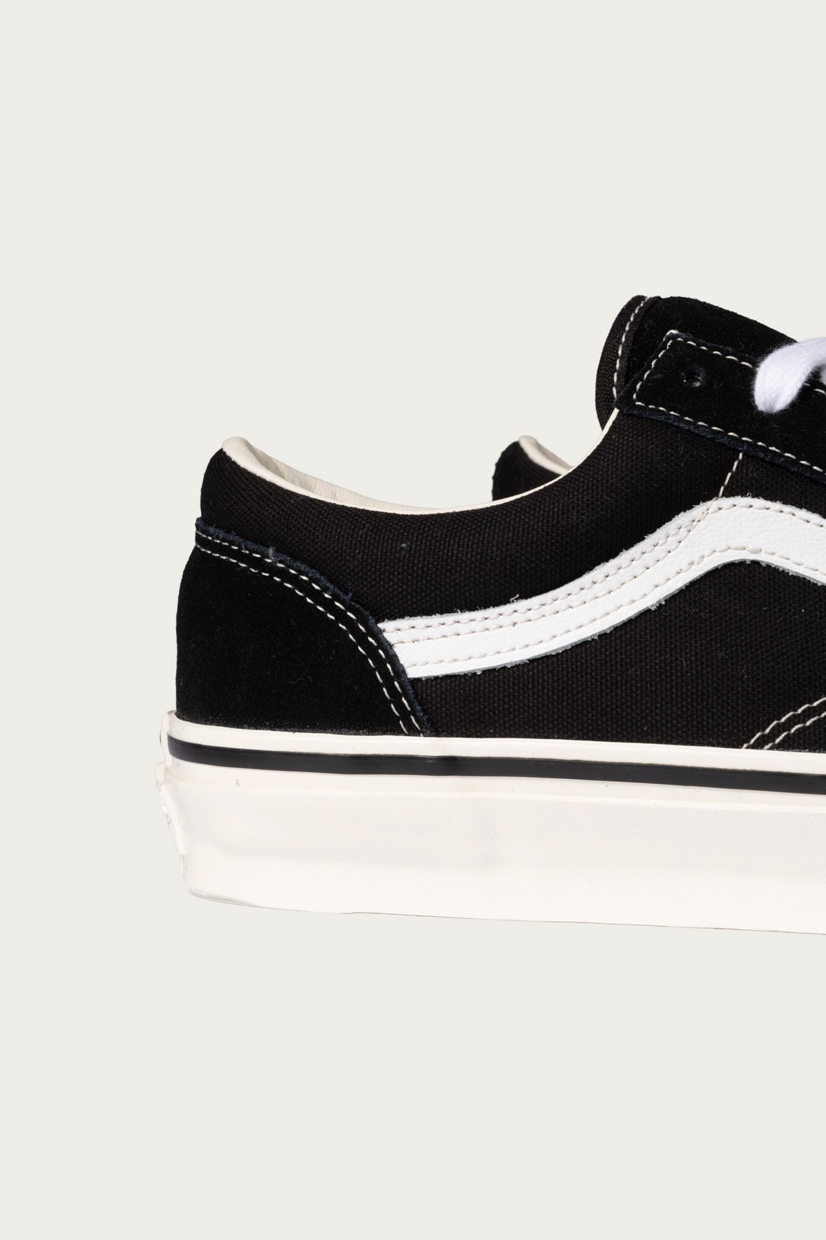 Vans - LX Old Skool 36 - Black/Marshmallow - Canoe Club