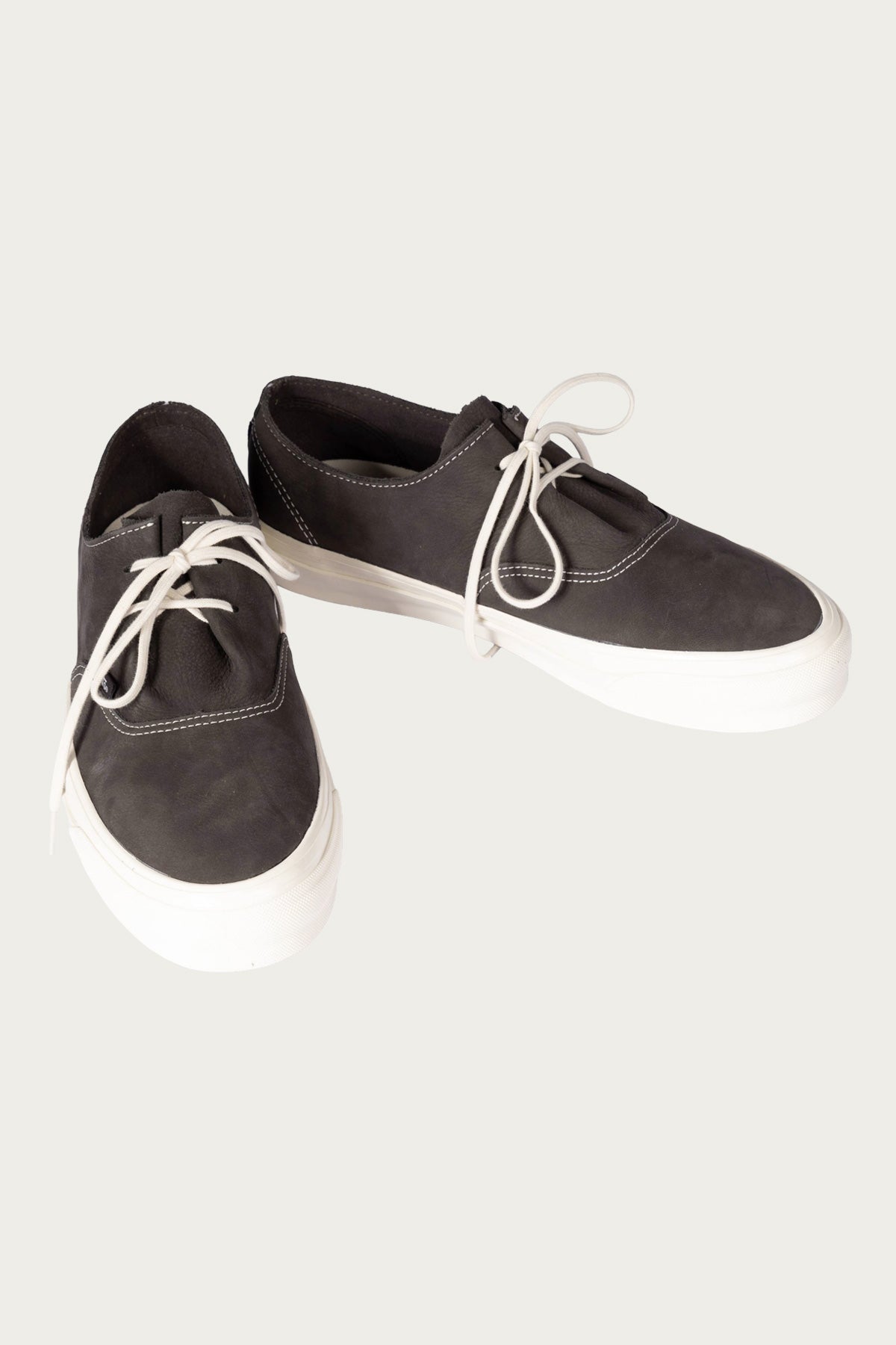 Vans - LX Authentic Ease - Faded Black - Canoe Club
