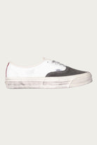 Vans - LX Authentic 44 - Aged Black/White - Canoe Club