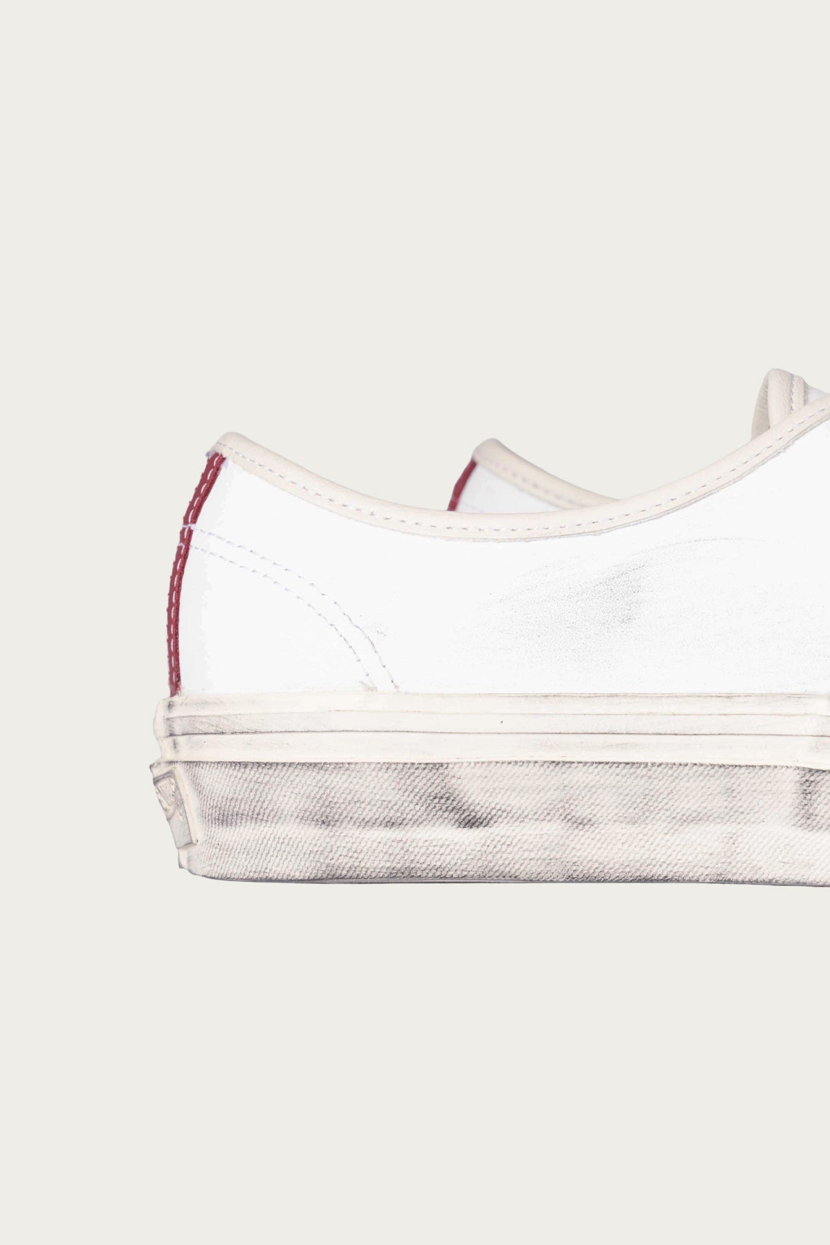 Vans - LX Authentic 44 - Aged Black/White - Canoe Club