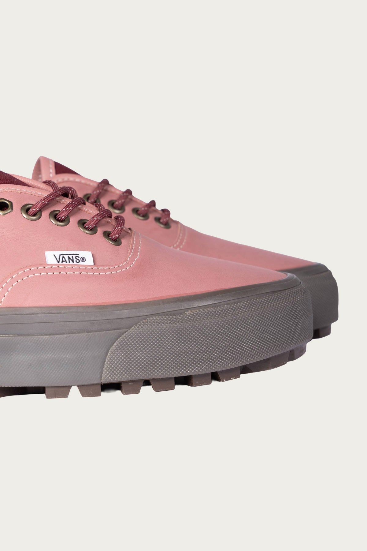 Vans - LX Authentic 44 V-Lug - Field Dusky Rose - Canoe Club