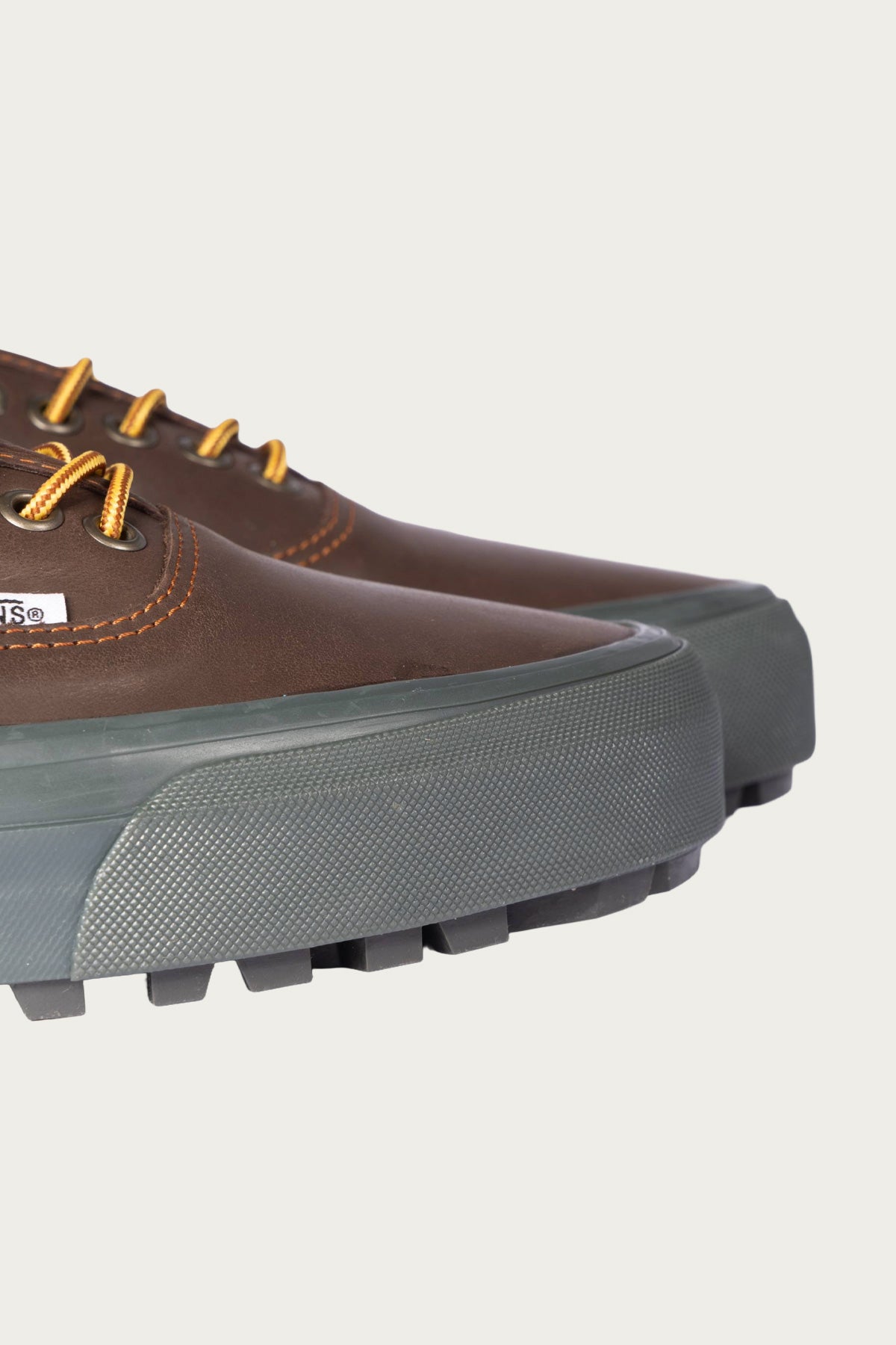 Vans - LX Authentic 44 V-Lug - Field Potting Soil - Canoe Club