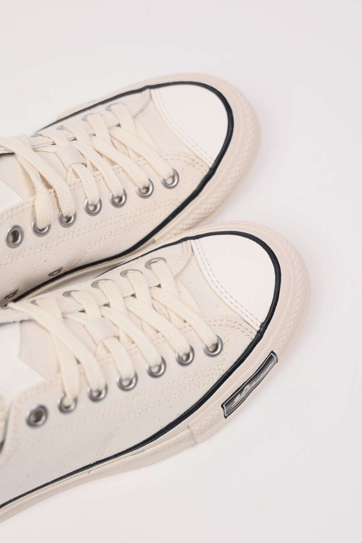 Visvim - Skagway Lo Canvas W - Ivory - Canoe Club