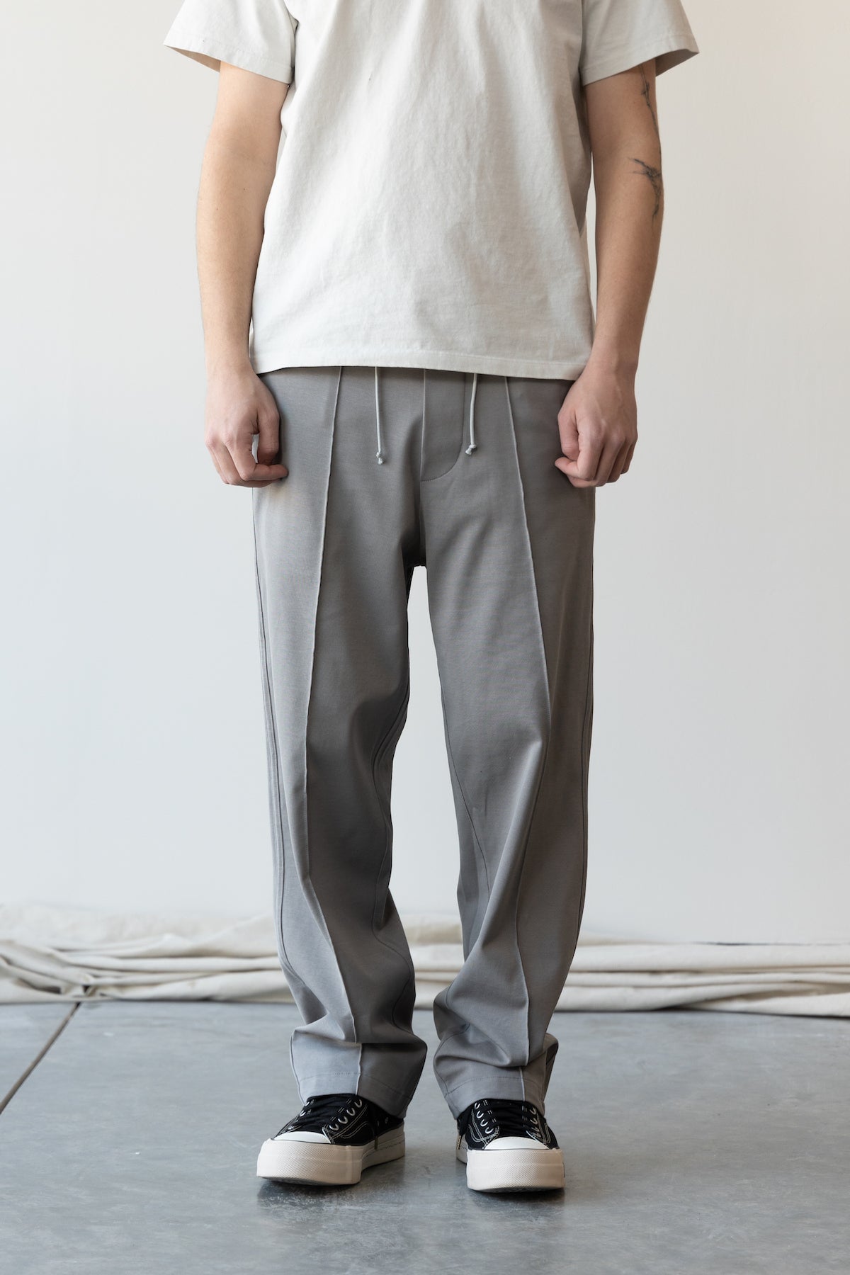 TEXTURED BAND PANT - SOLID GREY – LADY WHITE CO.