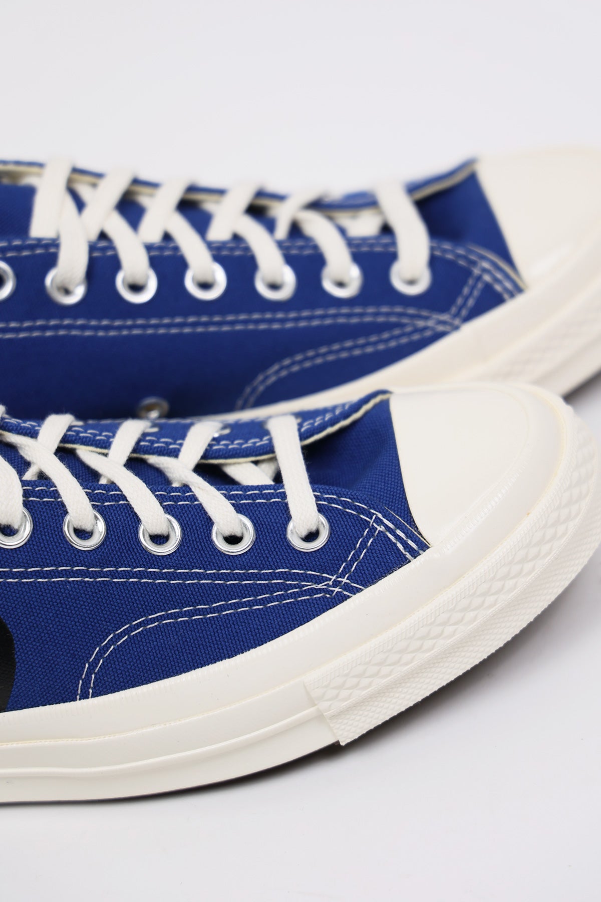 Comme des Garçons PLAY - CdG PLAY x Converse Chuck Taylor Lo - Blue - Canoe Club