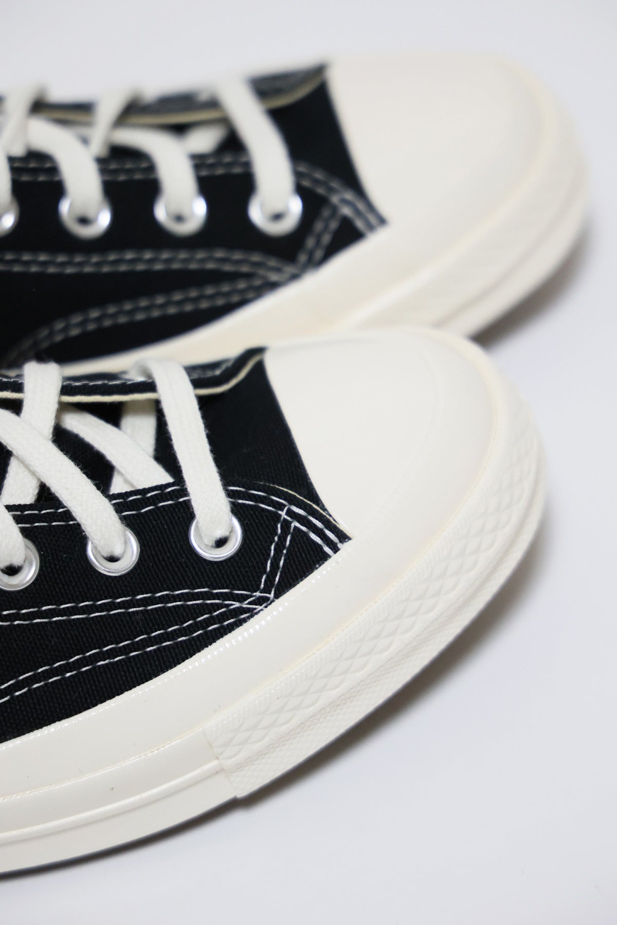 Comme des Garçons PLAY - CdG PLAY x Converse Chuck Taylor Hi - Black - Canoe Club