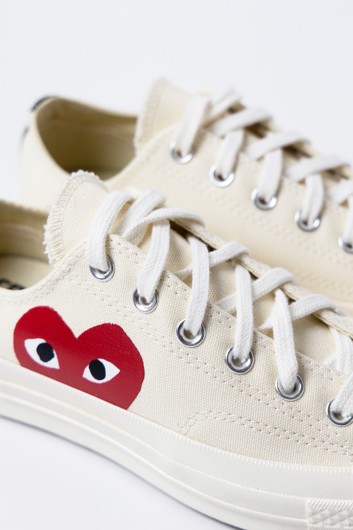 CdG PLAY x Converse Chuck Taylor Lo Beige