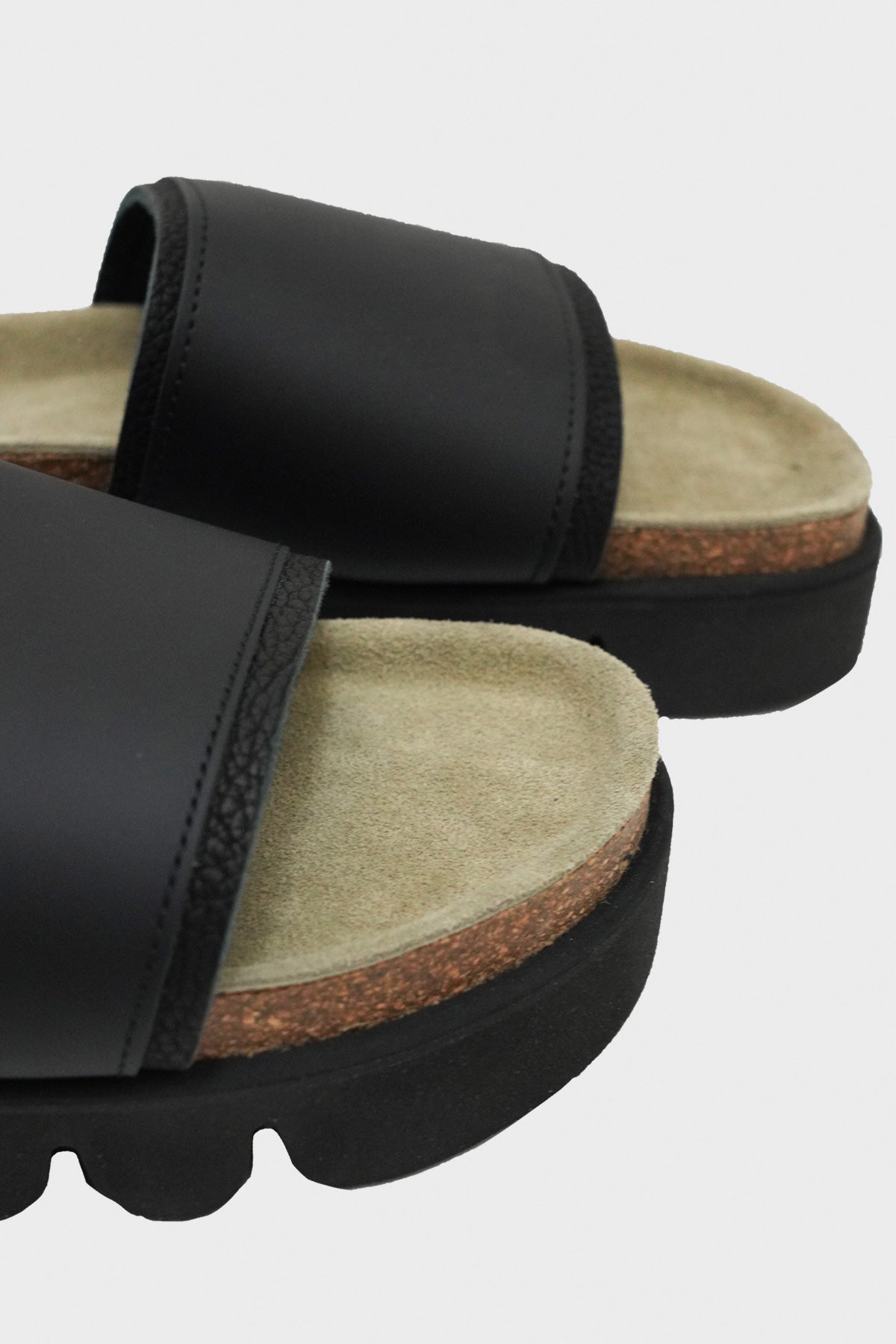 Hender Scheme - Caterpillar - Black - Canoe Club
