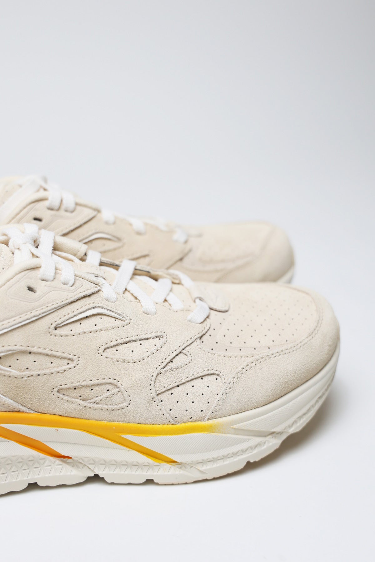 HOKA - Clifton L Suede - Short Bread/Radiant Yellow - Canoe Club