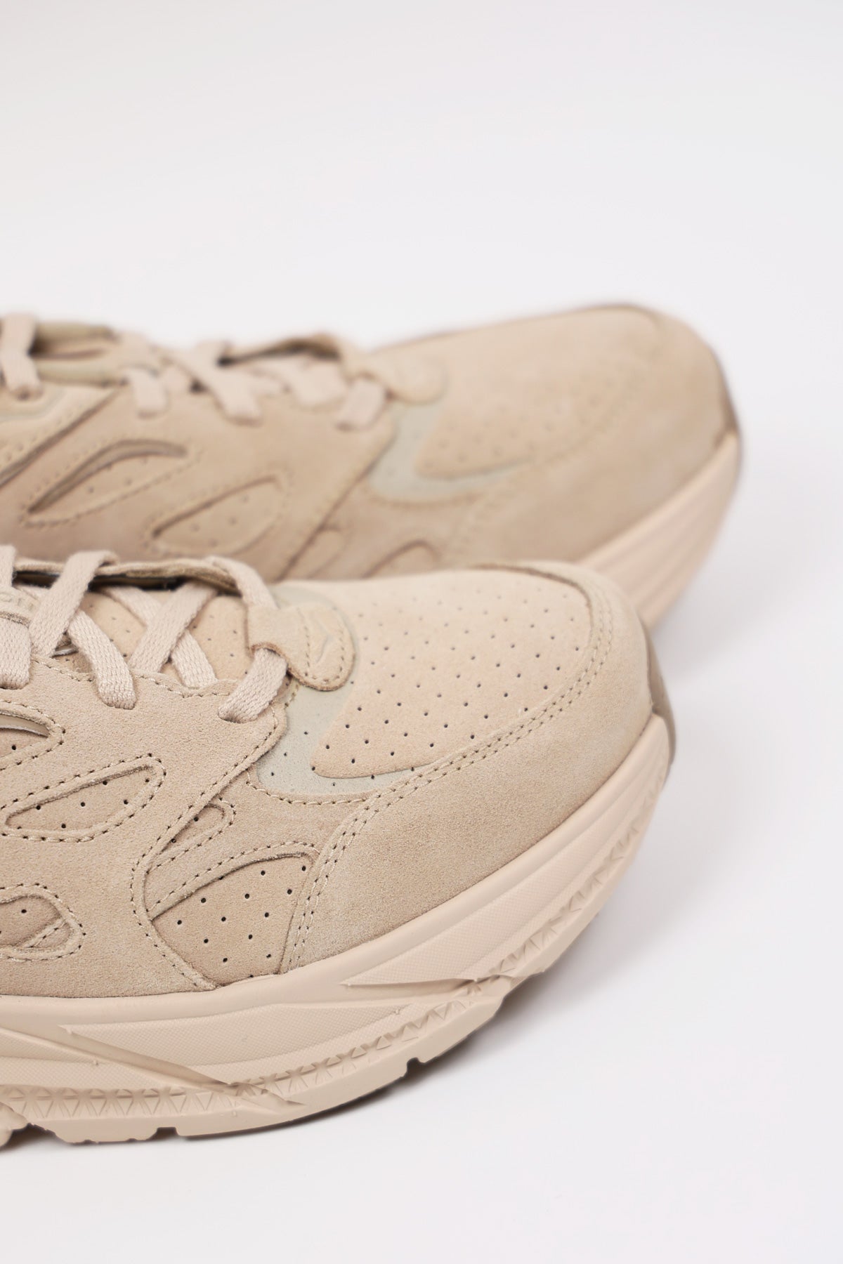 HOKA - Clifton L Suede - Shifting Sand/Dune - Canoe Club