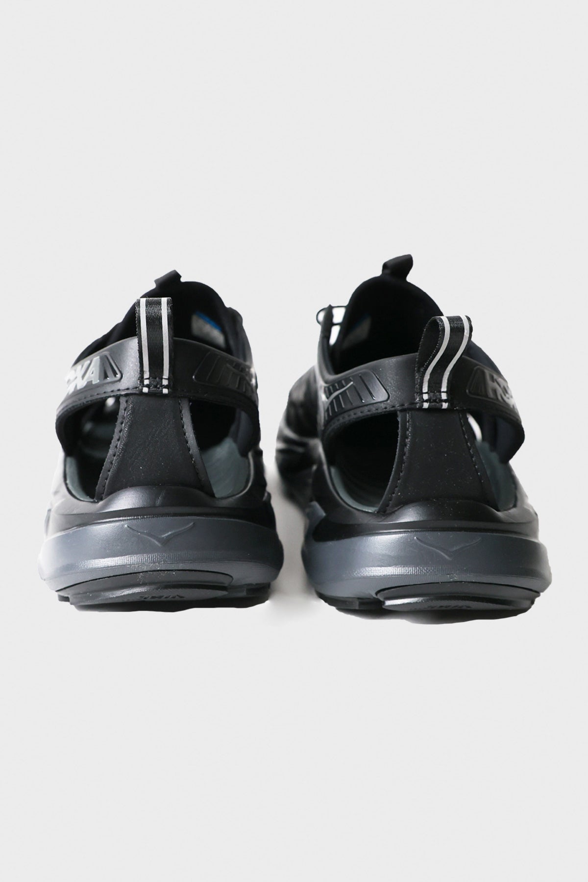 HOKA - Hopara - Black/Black - Canoe Club