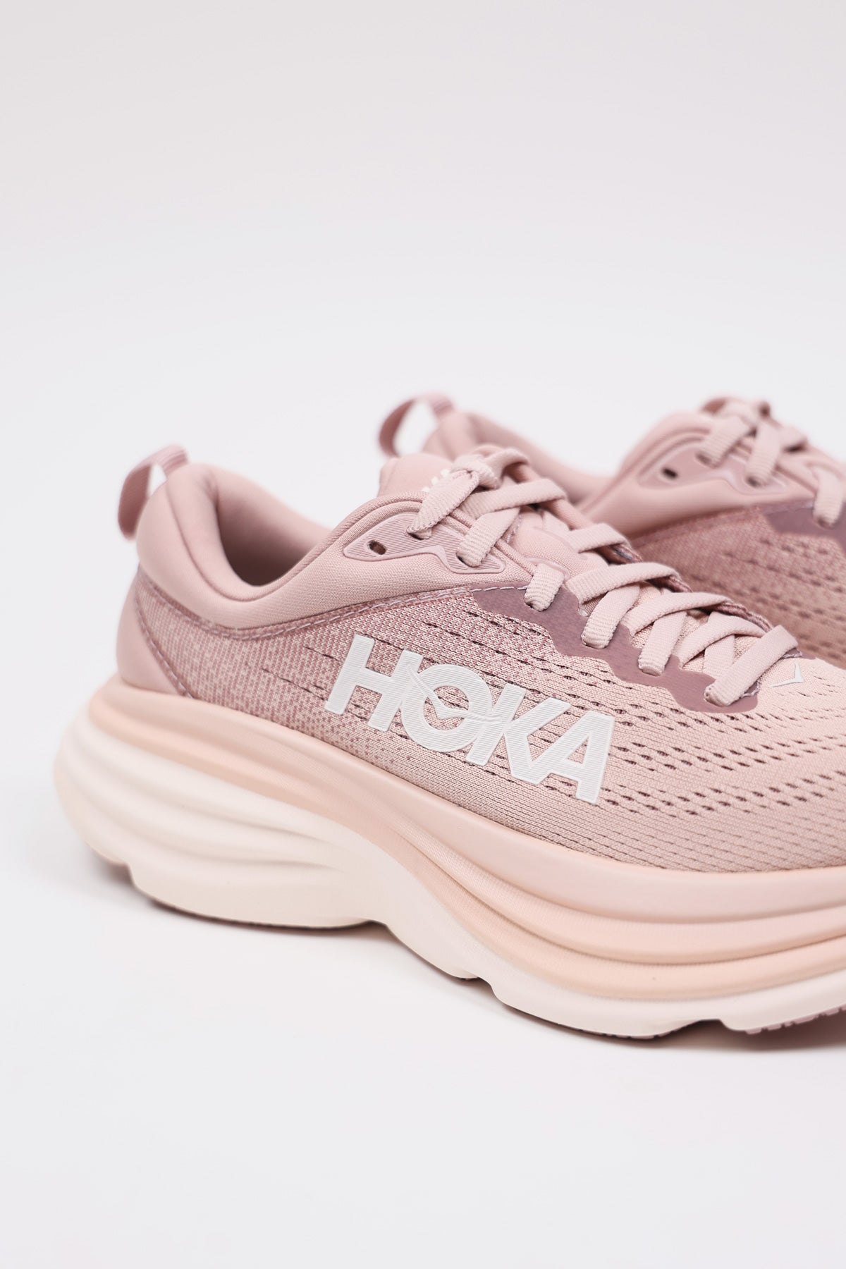 HOKA - W Bondi 8 - Pale Mauve/Peach Whip - Canoe Club