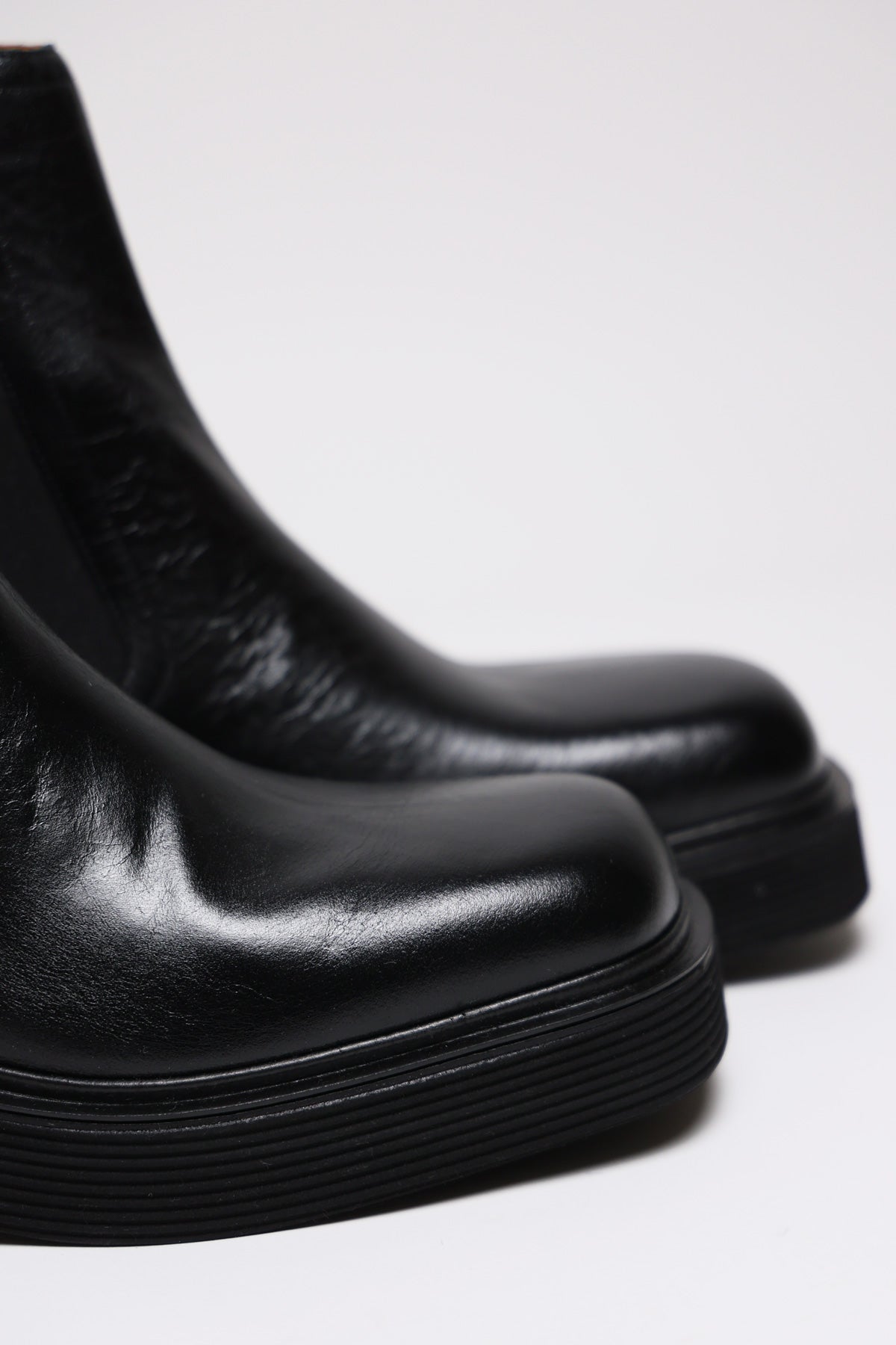Marni Chelsea Boot | Shiny Black | Canoe Club