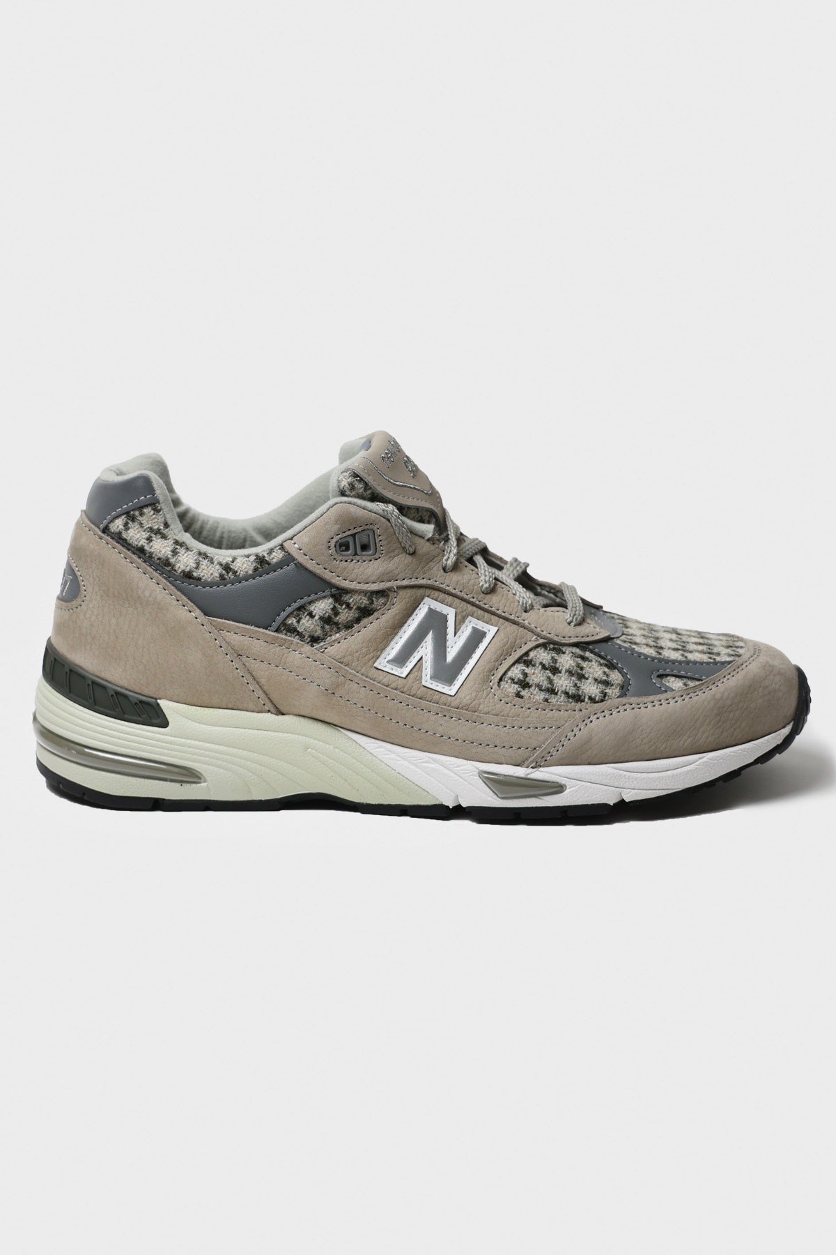 New Balance - M991 - Made in UK - Beige/Harris Tweed - Canoe Club