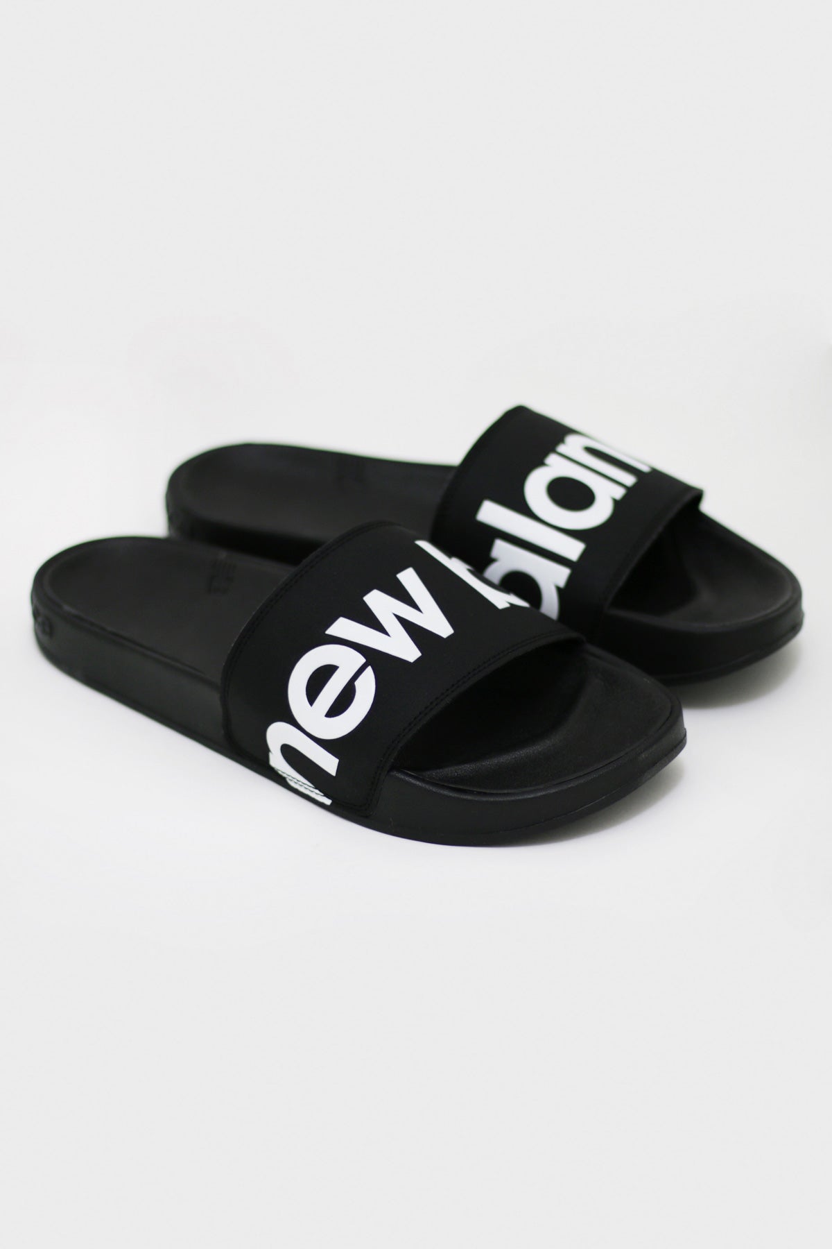 New Balance - 200 Slide - Black - Canoe Club