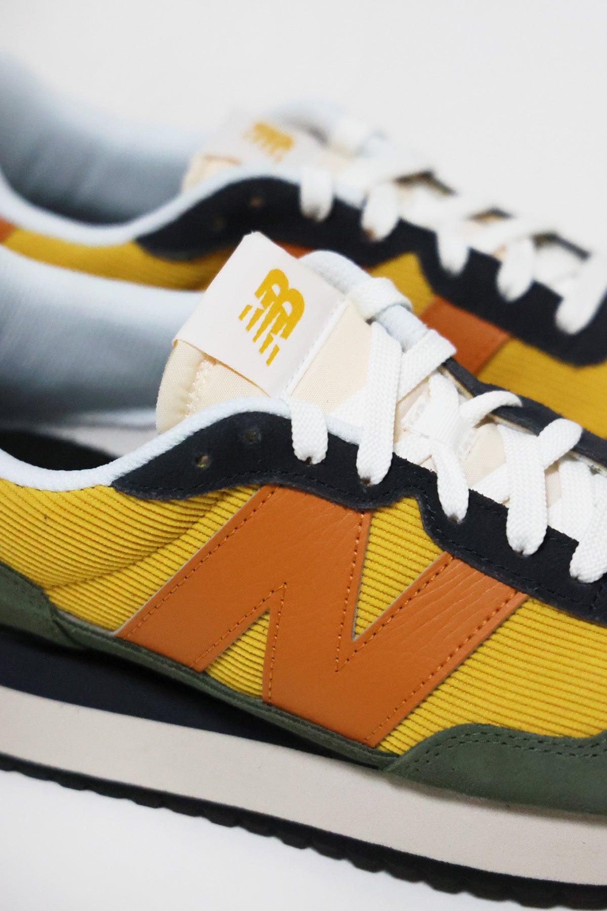 New Balance - 237 - Harvest Gold/Madras Orange - Canoe Club