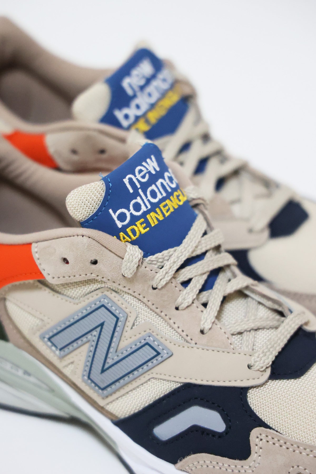 New Balance - M920 - Sand/Burnt Orange-Green - Canoe Club