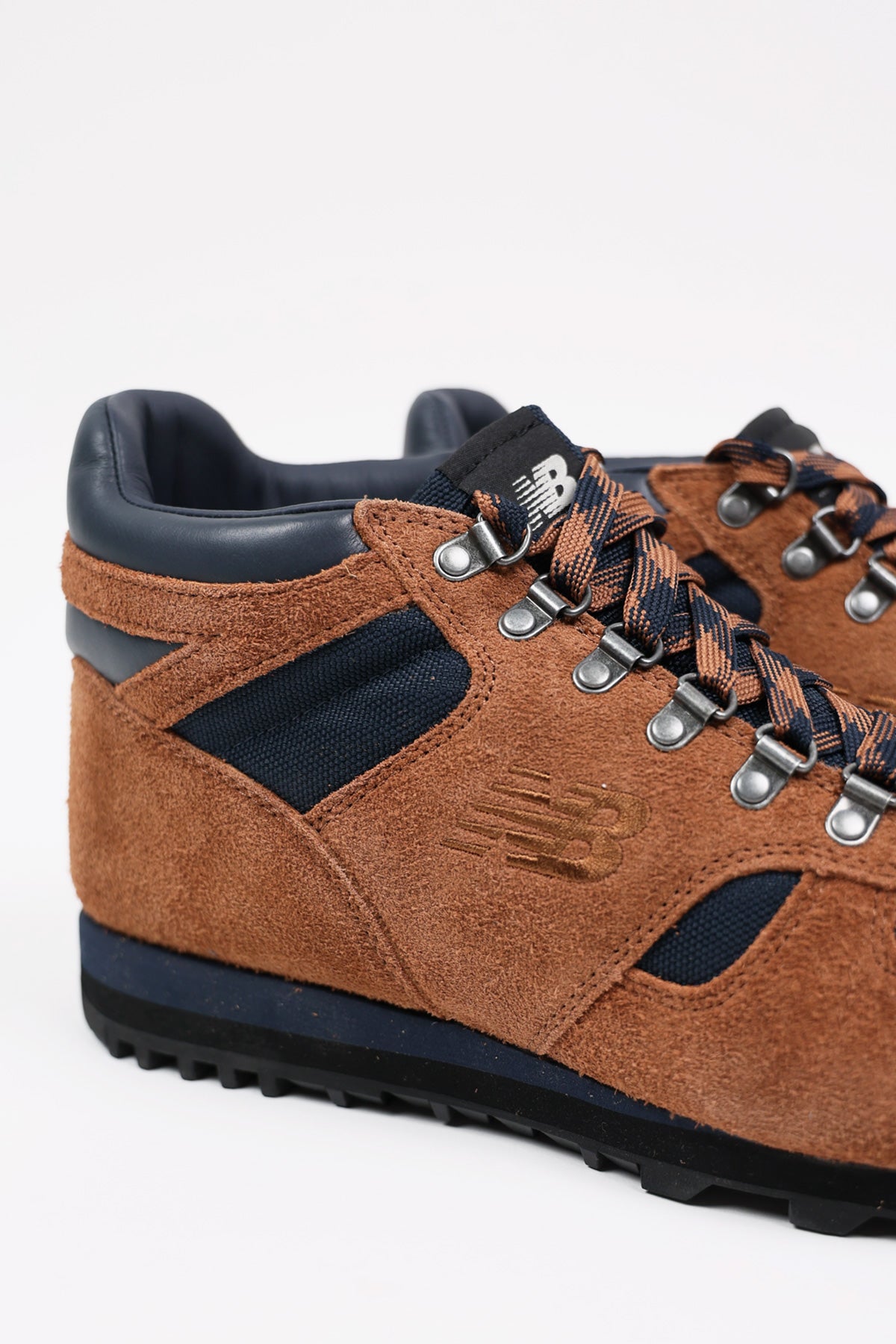 New Balance - Rainier - Brown/Black - Canoe Club