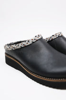 Simple - Original Clog - Leather - Black - Canoe Club